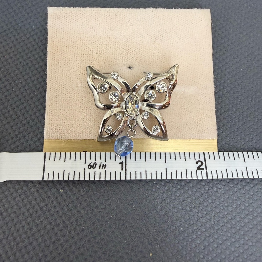 NWT D'Orlan rhodium-plated butterfly brooch accented with Swarovski crystals. - Picture 6 of 7